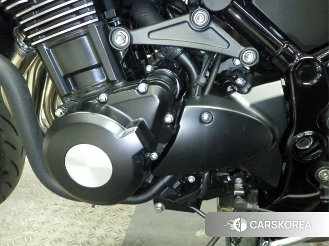 Engine photo