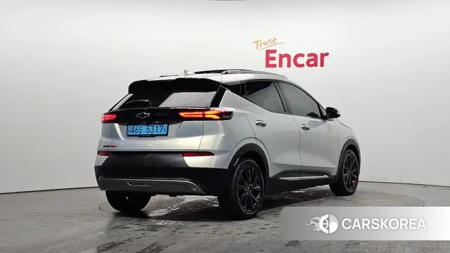 Chevrolet (GM Daewoo) Bolt EUV 2022 Светло-серебряный цвет из Кореи