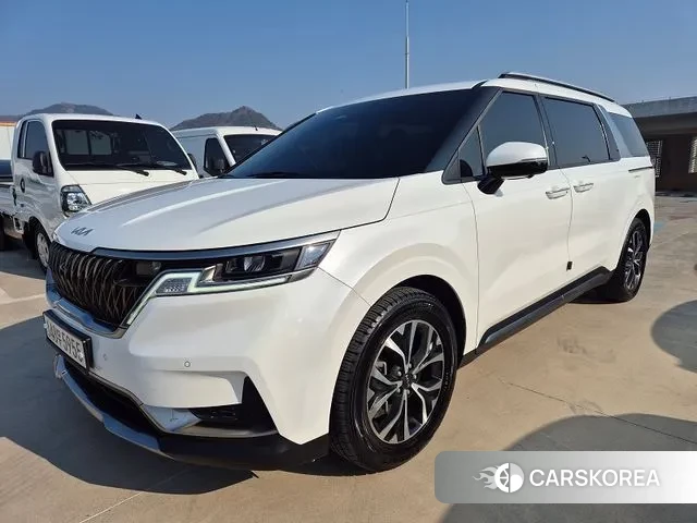 Kia Carnival 4th generation 2022 Белый из Кореи