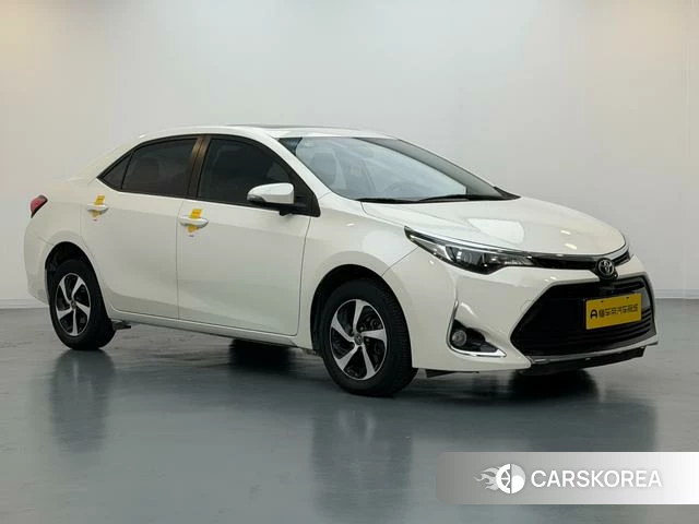 Toyota Lei Ling 2019 Белый из Китая