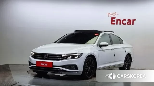 Volkswagen Passat GT (B8) 2021 Белый из Кореи
