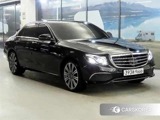 Mercedes-Benz E-Class W213 2020 Черный из Кореи