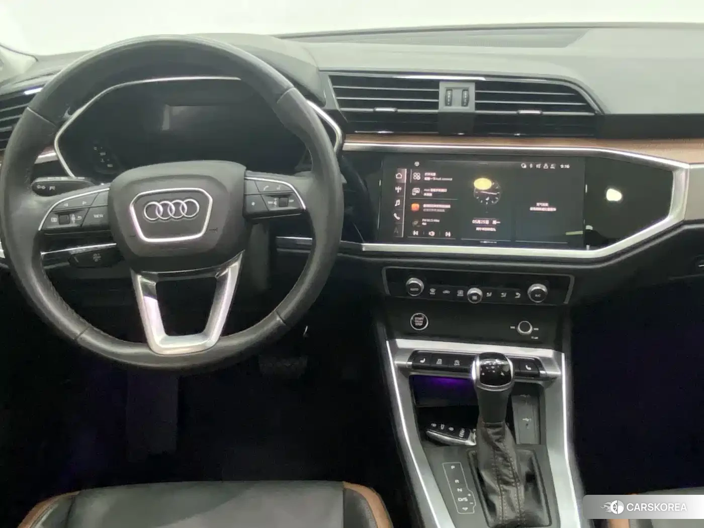 Audi Q3 2023 Silver/gray из Китая
