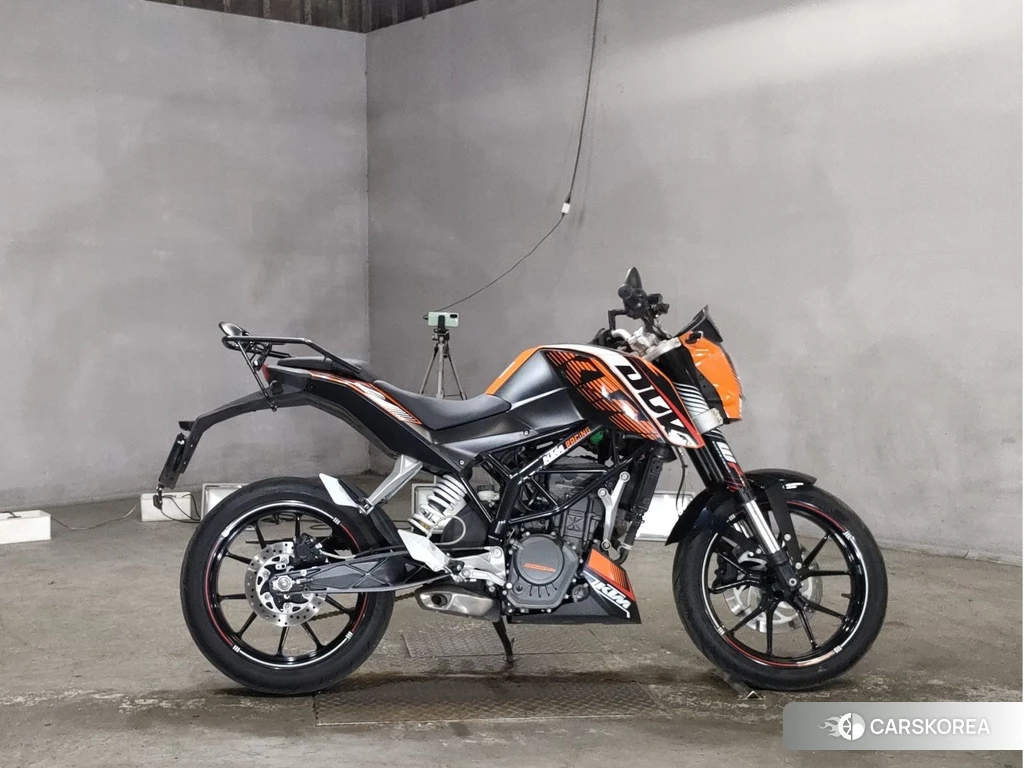 Проданный KTM 200 DUKE 2012 из Японии, фото 2