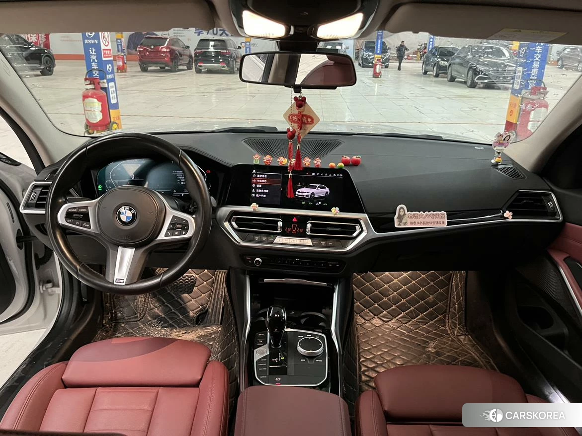 BMW 3 series 2021 Белый из Китая