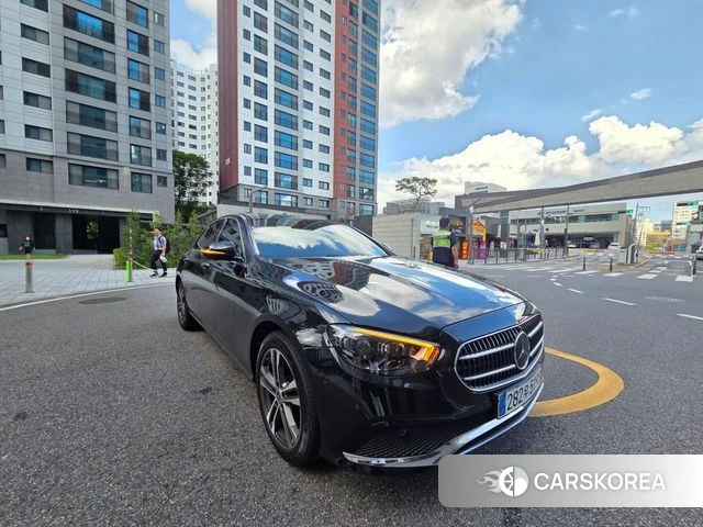 Mercedes-Benz E-Class W213 2021 Черный из Кореи