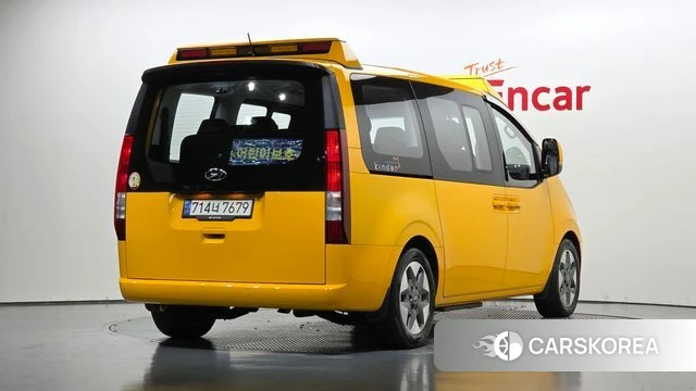 Hyundai Staria 2022 Желтый из Кореи