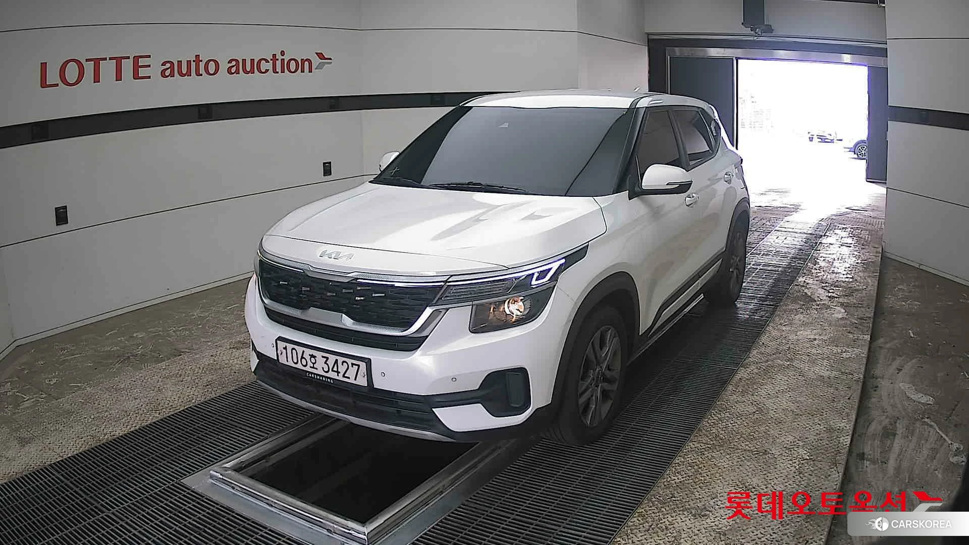 Kia Seltos 2022 Белый из Кореи