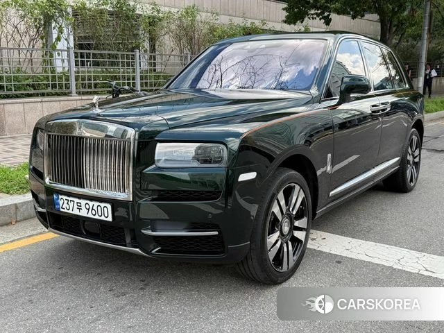 Rolls-Royce Cullinan 2023 Темно-зеленый из Кореи