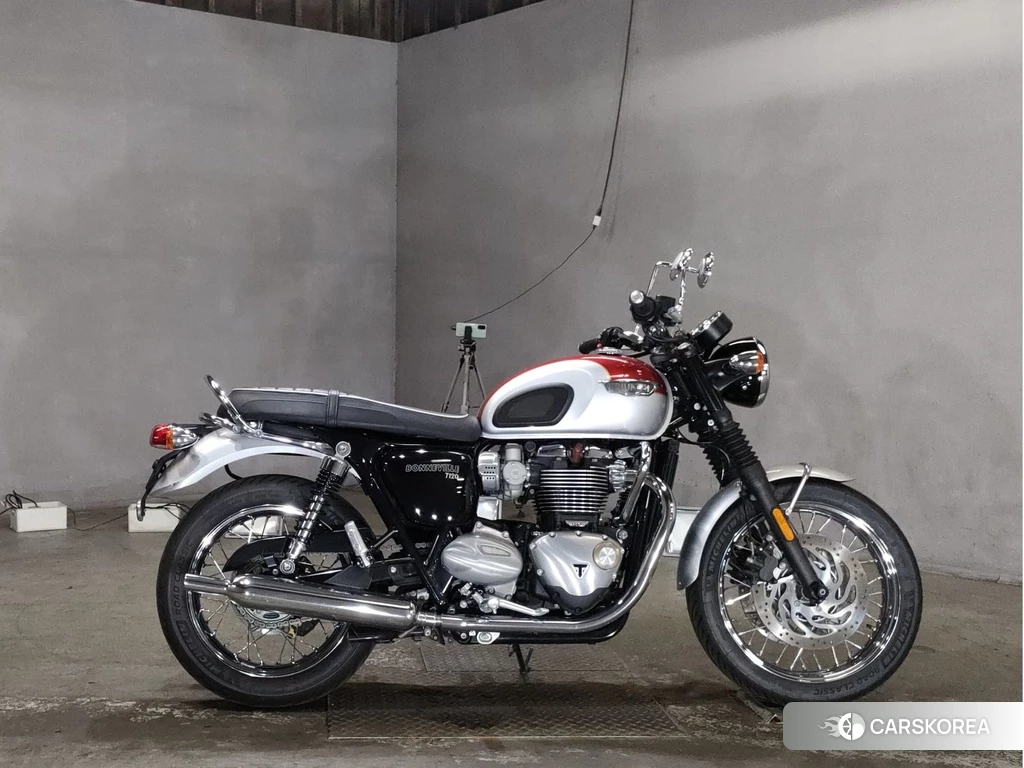 Проданный Triumph BONNEVILLE T120 2016 из Японии