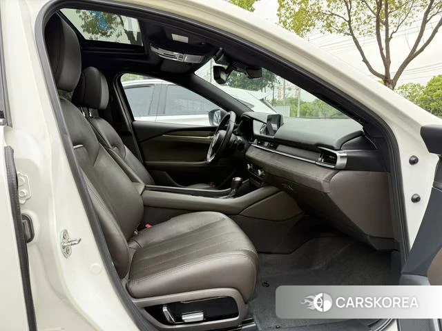 Mazda Atez 2021 Белый из Китая