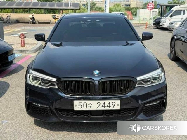 BMW 5 Series (G30) 2018 Черный из Кореи