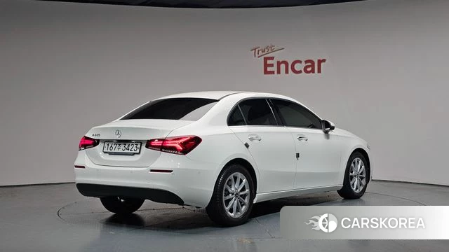 Mercedes-Benz A-Class W177 2020 Белый из Кореи