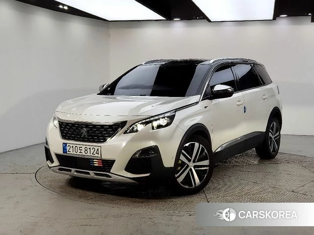 Peugeot 5008 second generation 2018 Белый из Кореи