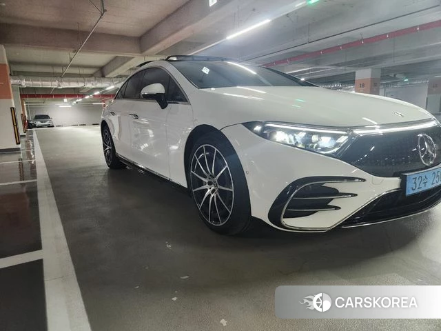 Mercedes-Benz EQS V297 2022 Белый из Кореи