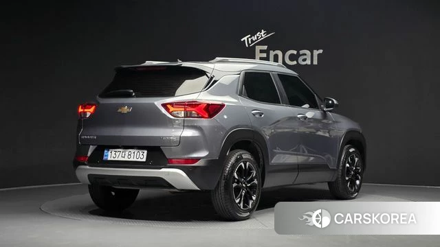 Chevrolet (GM Daewoo) Trailblazer 2022 Серый из Кореи