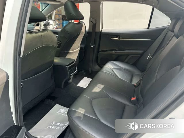 Toyota Camry 2023 Белый из Китая