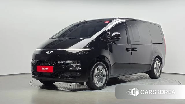 Hyundai Staria 2025 Черный из Кореи