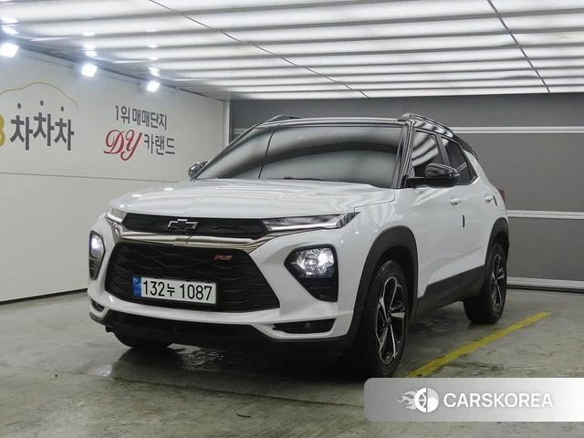 Chevrolet (GM Daewoo) Trailblazer 2023 Белый из Кореи
