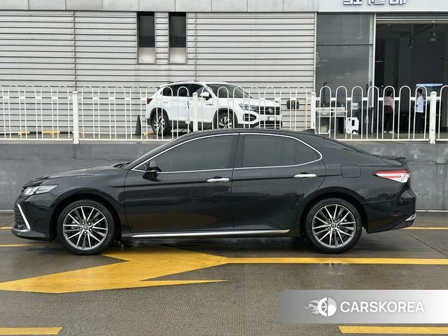 Toyota Camry 2023 Черный из Китая