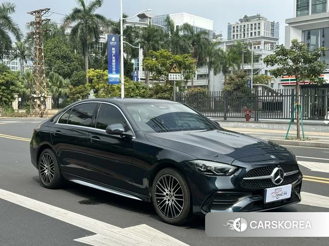 Mercedes-Benz Class C 2023 Зеленый из Китая