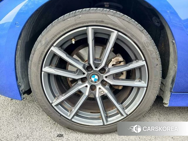 BMW 3 series id 3869875 из Китая