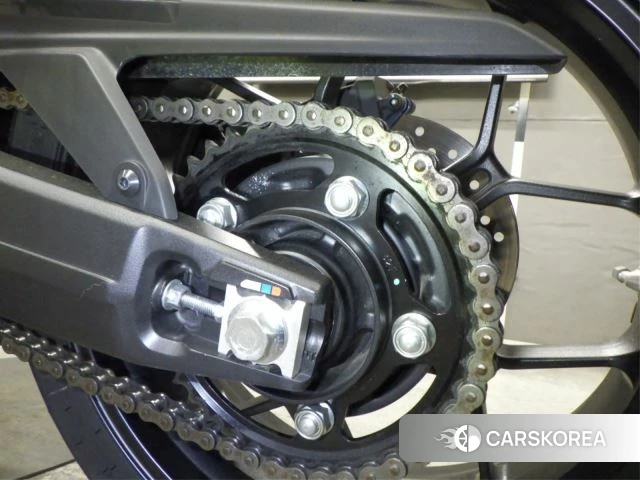 Проданный Honda CBR650R id 4184486 из Японии, фото 2