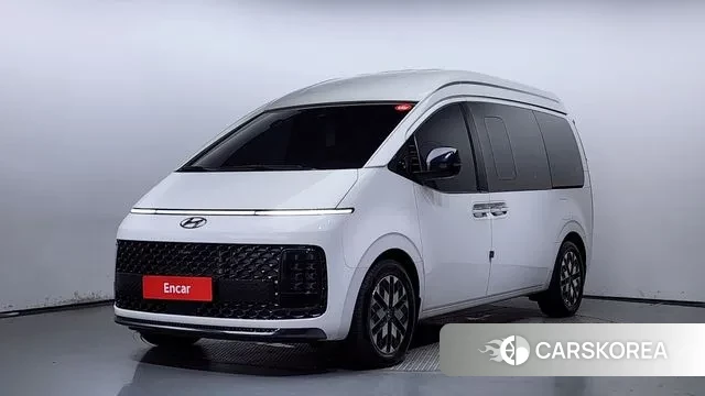 Hyundai Staria 2023 Белый из Кореи
