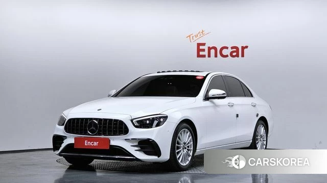 Mercedes-Benz E-Class W213 2023 Белый из Кореи