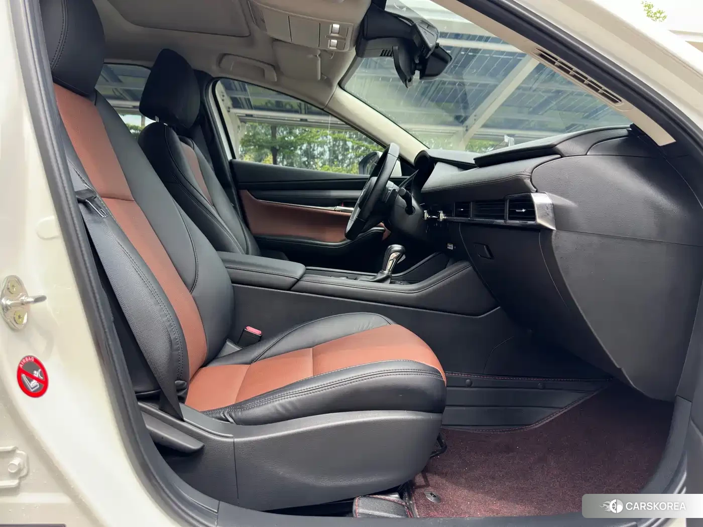 Mazda 3 2022 Белый из Китая