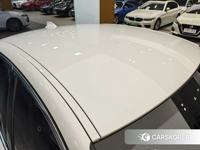 BMW 1 series 2023 Белый из Китая