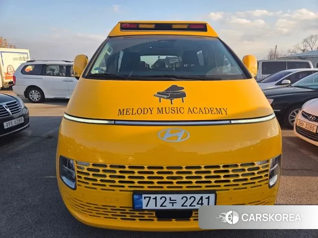 Hyundai Staria 2024 Желтый из Кореи