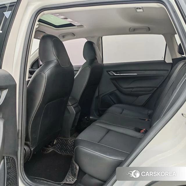 Skoda Komick 2021 Белый из Китая