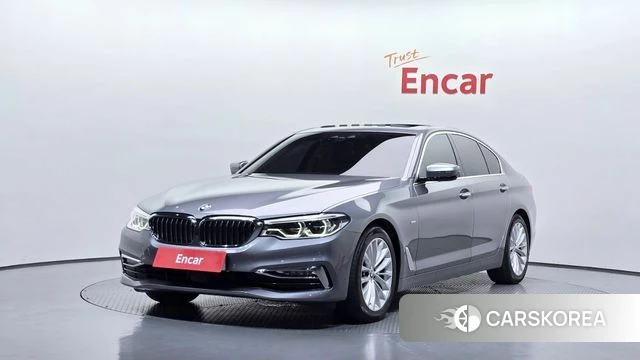 BMW 5 Series (G30) 2018 Серебряный из Кореи