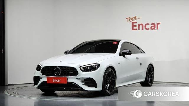 Mercedes-Benz E-Class W213 2023 Белый из Кореи