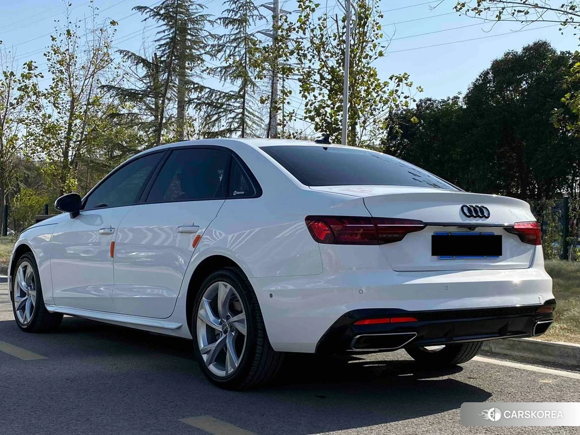 Audi A4L 2020 Белый из Китая