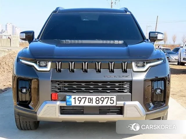 Ssangyong Torres 2023 Черный из Кореи