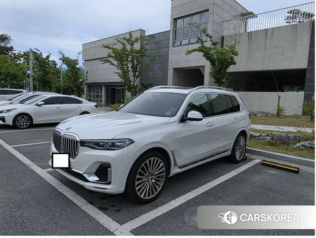 BMW X7 (G07) 2021 Белый из Кореи