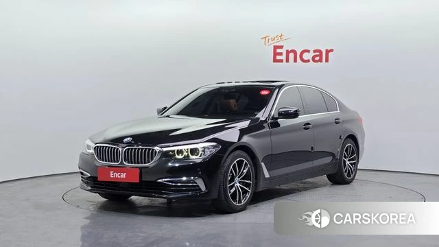 BMW 5 Series (G30) 2019 Черный из Кореи