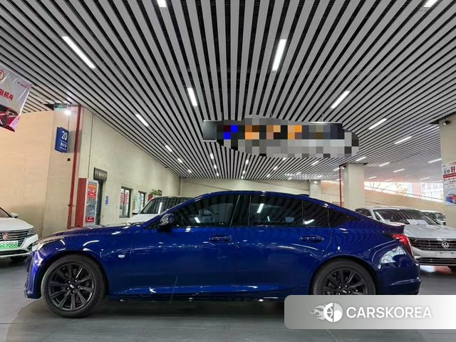 Cadillac CT5 2023 Синий из Китая