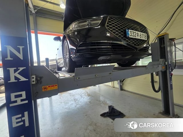 Genesis G90 2019 Черный из Кореи