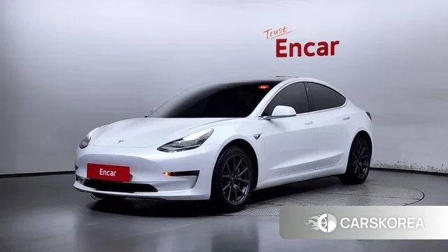 Tesla Model 3 2020 Белый из Кореи