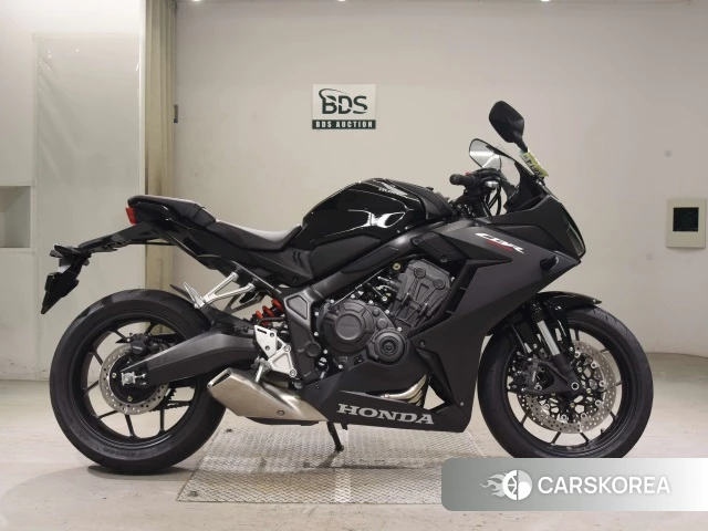 Проданный Honda CBR650R 2023 из Японии