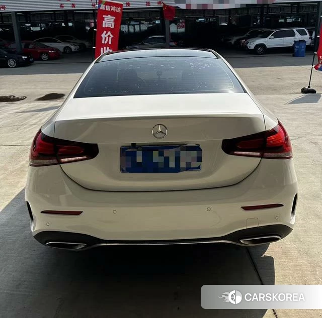 Mercedes-Benz Class A 2021 Белый из Китая