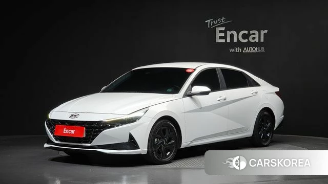 Hyundai Avante Hybrid (CN7) 2023 Белый из Кореи