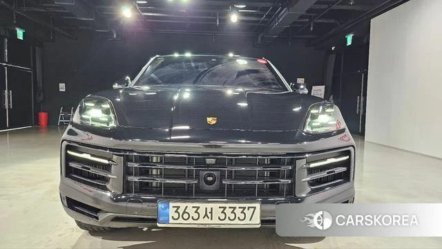 Porsche Cayenne (PO536) 2024 Черный из Кореи