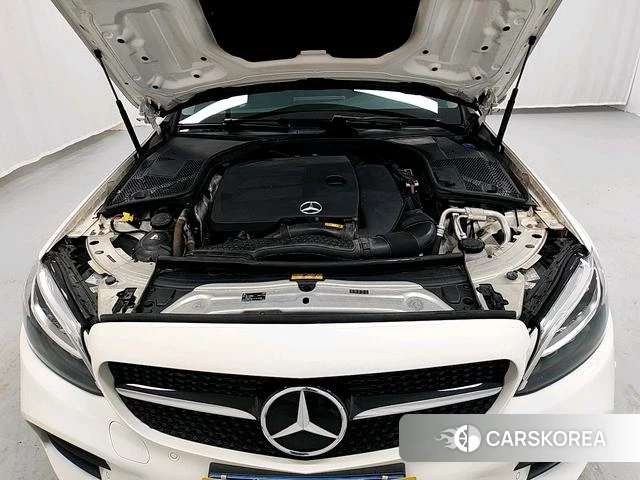 Mercedes-Benz Class C 2021 Белый из Китая