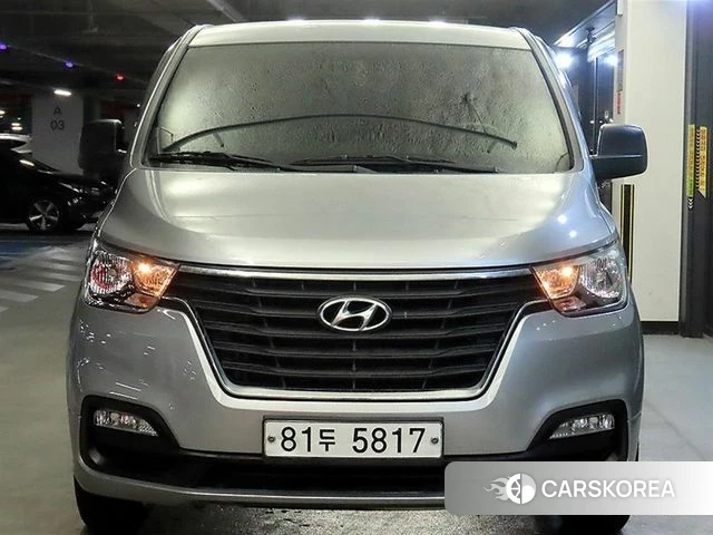 Hyundai The New Grand Starex 2020 Серебристо-серый из Кореи