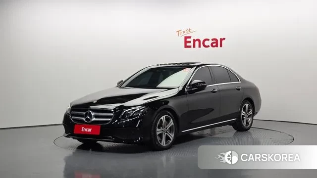 Mercedes-Benz E-Class W213 2018 Черный из Кореи