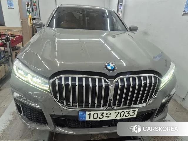 BMW 7 Series (G11) 2021 Цвет тростника из Кореи
